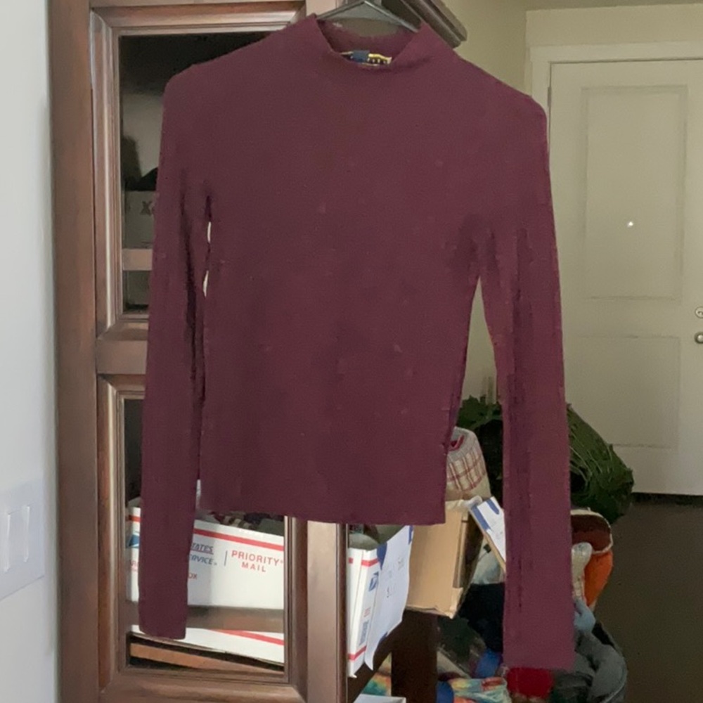 Prince & Fox Small Ribbed Burgundy Women’s Sweater